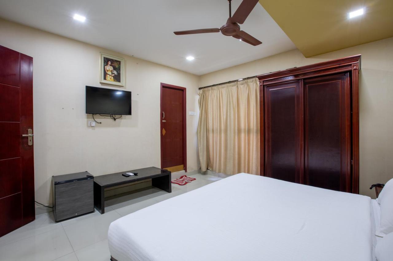 Svs Grande Hotel Pudukkottai Exterior photo