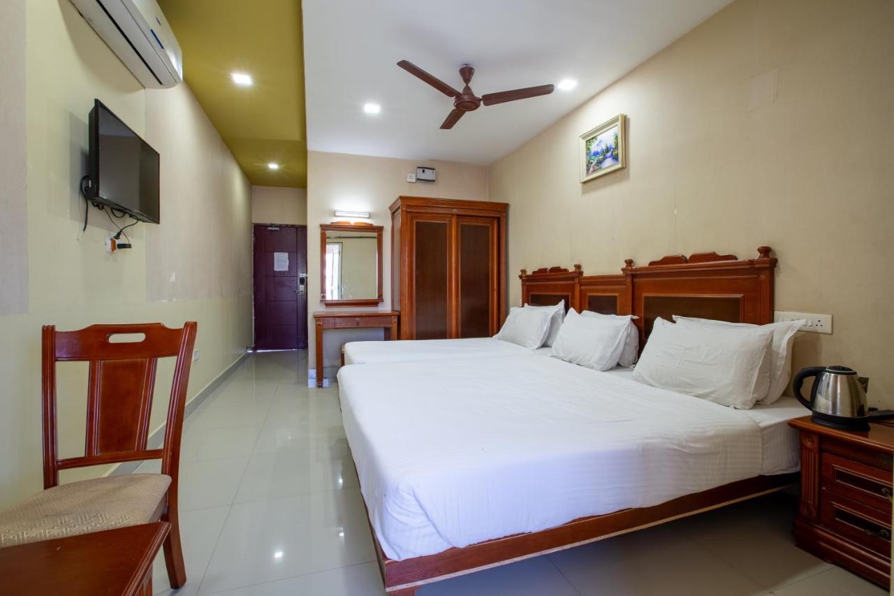 Svs Grande Hotel Pudukkottai Exterior photo