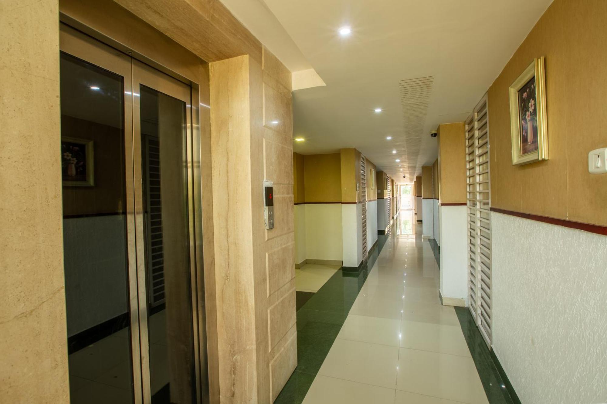 Svs Grande Hotel Pudukkottai Exterior photo