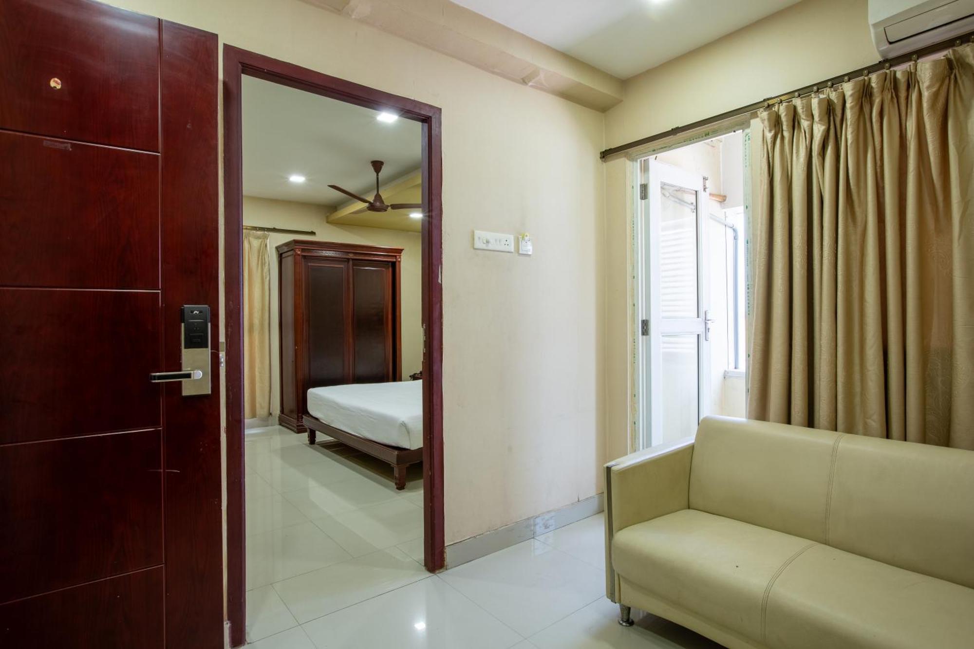Svs Grande Hotel Pudukkottai Exterior photo